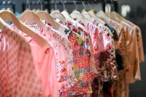 匠心铸就优质产品，新汉派服装从“新”出击服装服饰零售